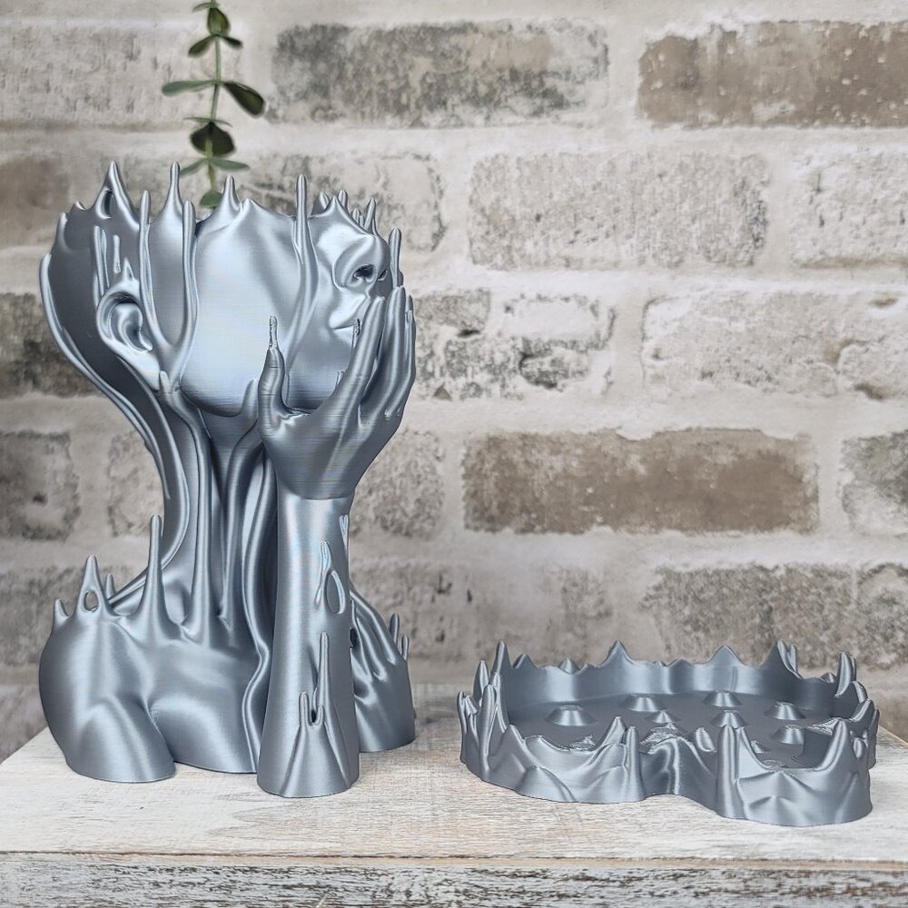 Melting Woman Planter  | Home Decor  | Unique Gift | 3D Printed - Picture 15 of 15